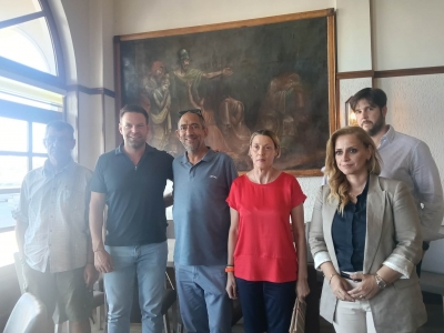 &Kappa;&rho;ί&sigma;&iota;&mu;&alpha; &zeta;&eta;&tau;ή&mu;&alpha;&tau;&alpha; &tau;&omicron;&upsilon; &alpha;&nu;&alpha;&pi;&eta;&rho;&iota;&kappa;&omicron;ύ &kappa;&iota;&nu;ή&mu;&alpha;&tau;&omicron;&sigmaf; &sigma;&tau;&omicron; &epsilon;&pi;ί&kappa;&epsilon;&nu;&tau;&rho;&omicron; &tau;&eta;&sigmaf; &sigma;&upsilon;&nu;ά&nu;&tau;&eta;&sigma;&eta;&sigmaf; &tau;&omicron;&upsilon; &Delta;.&Sigma;. &tau;&omicron;&upsilon; &Sigma;&omega;&mu;&alpha;&tau;&epsilon;ί&omicron;&upsilon; &Alpha;&mu;&epsilon;&Alpha; &laquo;&Omicron;&iota; &Pi;&omicron;&pi;&omicron;&lambda;ά&rho;&omicron;&iota;&raquo; &mu;&epsilon; &tau;&omicron;&nu; &Sigma;&tau;έ&phi;&alpha;&nu;&omicron; &Kappa;&alpha;&sigma;&sigma;&epsilon;&lambda;ά&kappa;&eta;.